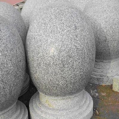 華城石材 花崗巖擋車(chē)球的堅(jiān)固之選與市場(chǎng)價(jià)值